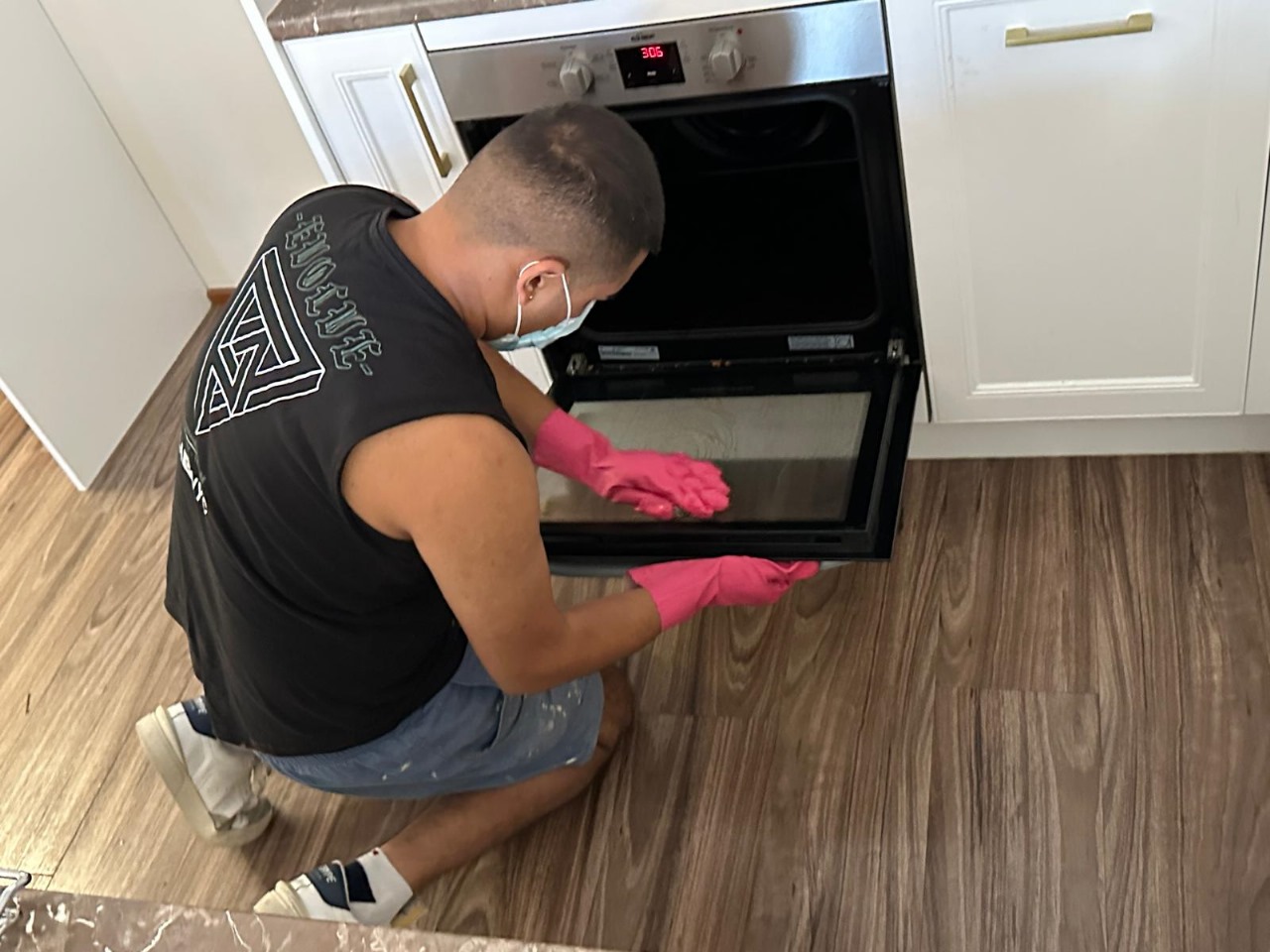 Oven Cleaning Service in Sydney